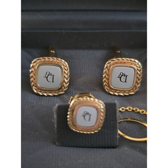 Christian Dior Monsieur Cufflinks Tie Clip Set Gold Tone Menswear-‎ Vintage - Picture 1 of 5